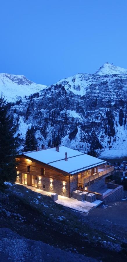Skilodge Oberlech Exteriör bild