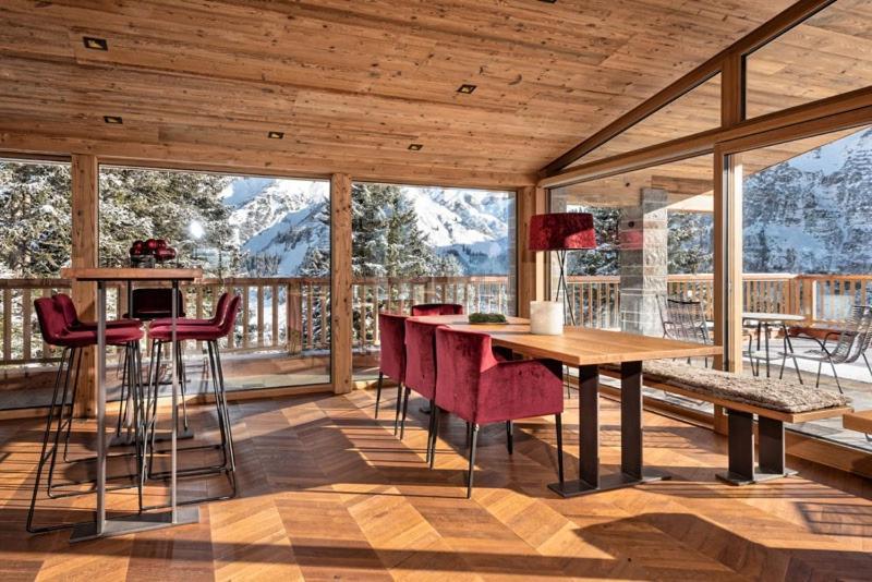 Skilodge Oberlech Exteriör bild