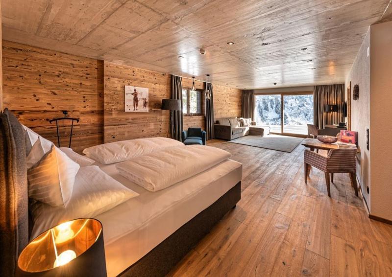 Skilodge Oberlech Exteriör bild