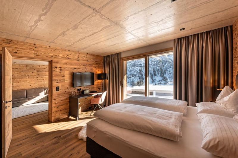 Skilodge Oberlech Exteriör bild